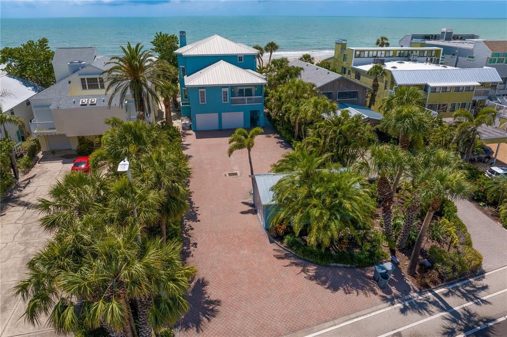 For Sale: $6,190,000 (4 beds, 3 baths, 3207 Square Feet)