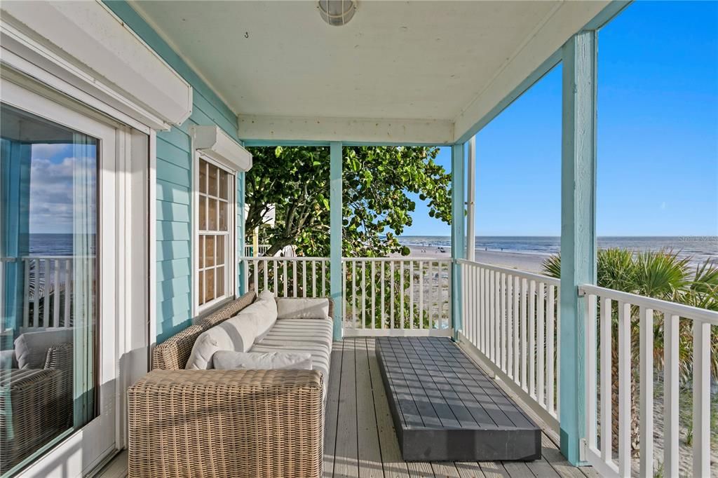 For Sale: $6,190,000 (4 beds, 3 baths, 3207 Square Feet)