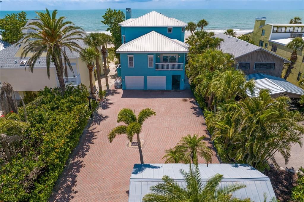 For Sale: $6,190,000 (4 beds, 3 baths, 3207 Square Feet)