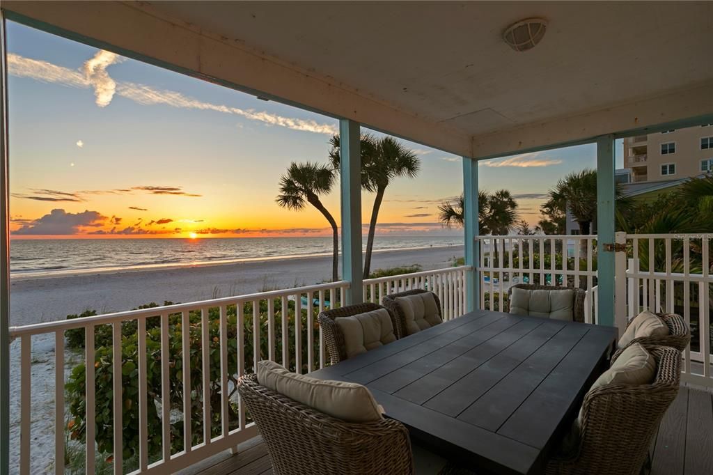 For Sale: $6,190,000 (4 beds, 3 baths, 3207 Square Feet)