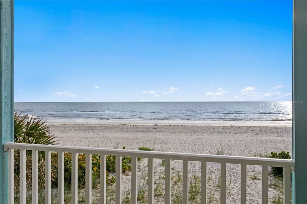 For Sale: $6,190,000 (4 beds, 3 baths, 3207 Square Feet)