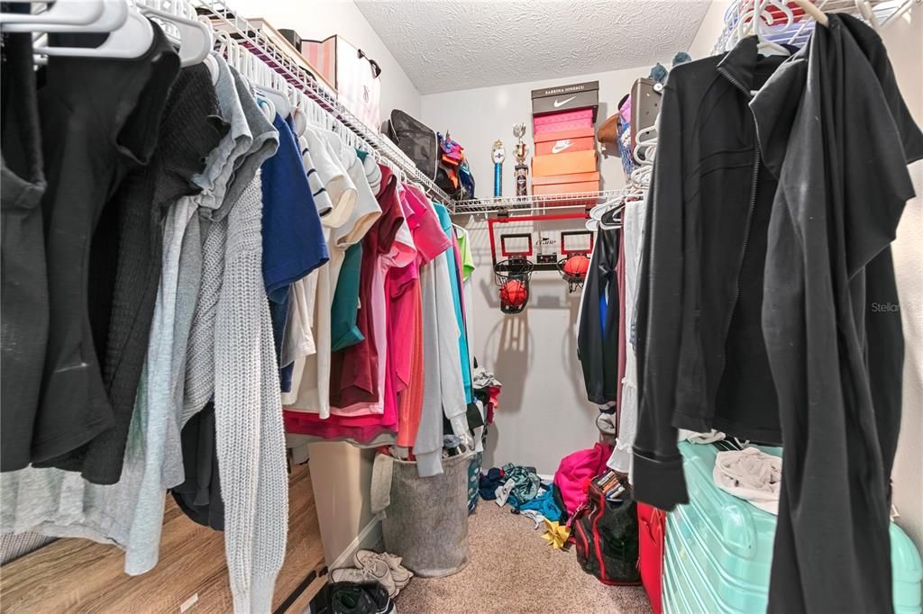 待售: $939,000 (6 贝兹, 3 浴室, 3641 平方英尺)