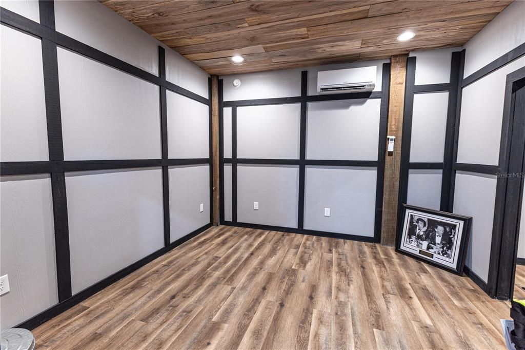 For Sale: $890,000 (15.00 acres)