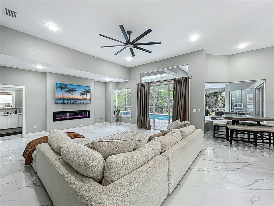 待售: $925,000 (5 贝兹, 3 浴室, 3068 平方英尺)