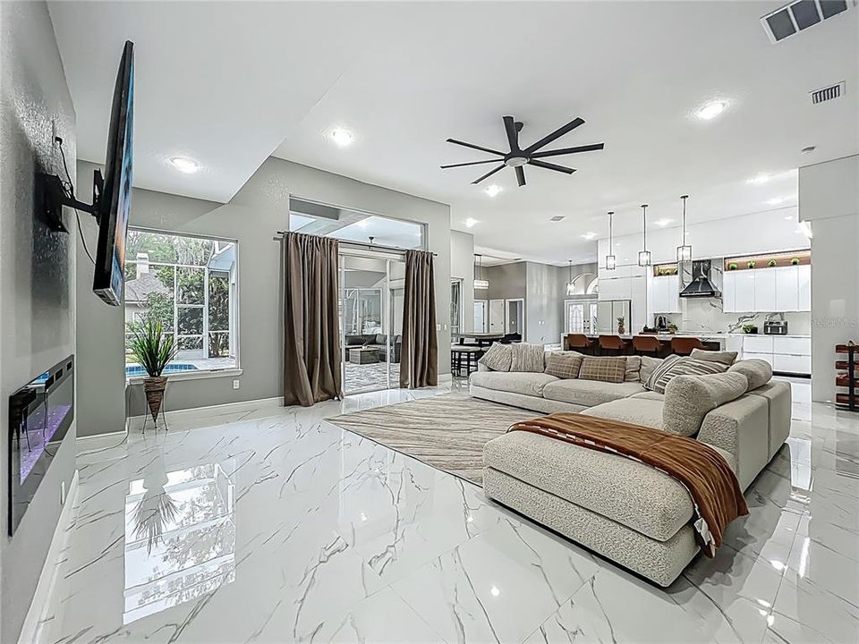 待售: $925,000 (5 贝兹, 3 浴室, 3068 平方英尺)