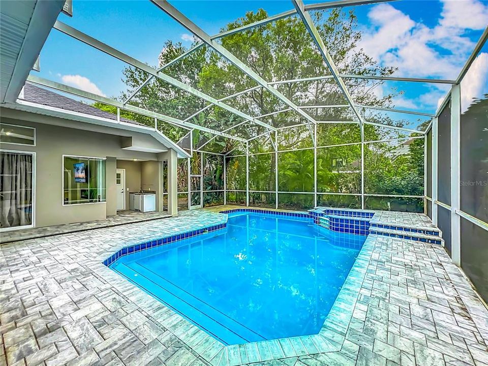 待售: $925,000 (5 贝兹, 3 浴室, 3068 平方英尺)