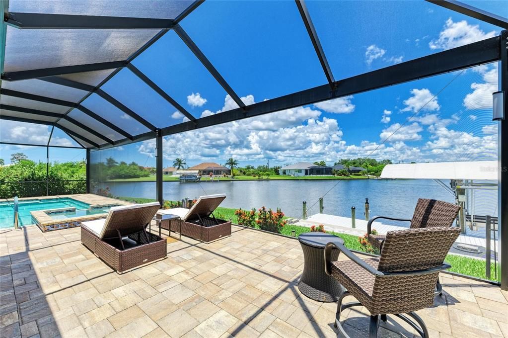 合同活跃: $884,900 (3 贝兹, 2 浴室, 2063 平方英尺)