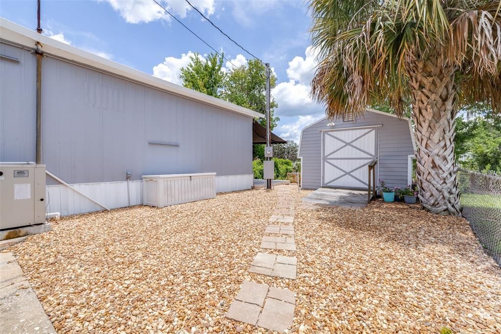 待售: $175,000 (2 贝兹, 1 浴室, 672 平方英尺)