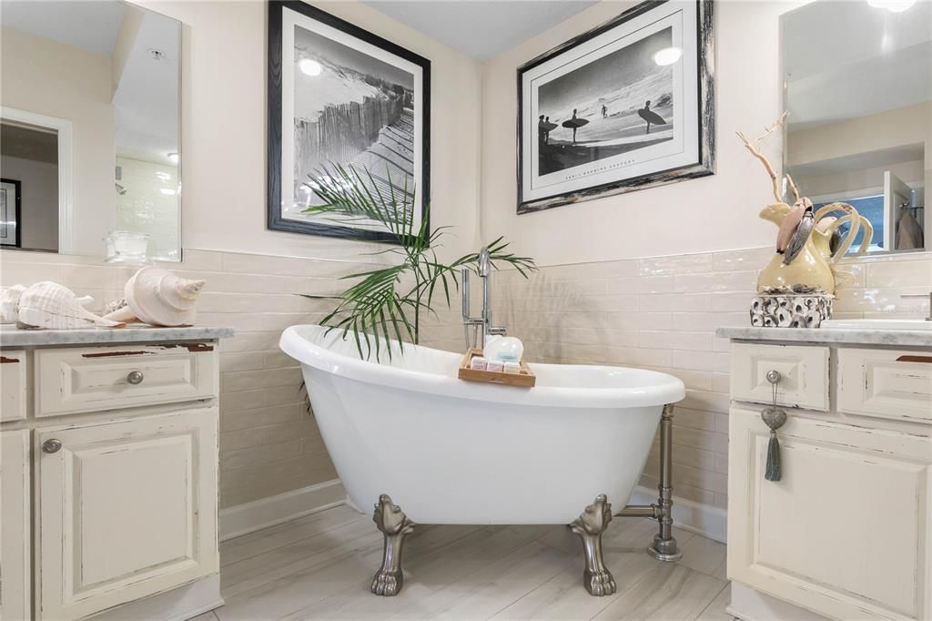 В аренду: $4,500 (3 спален, 3 ванн, 1676 Квадратных фут)