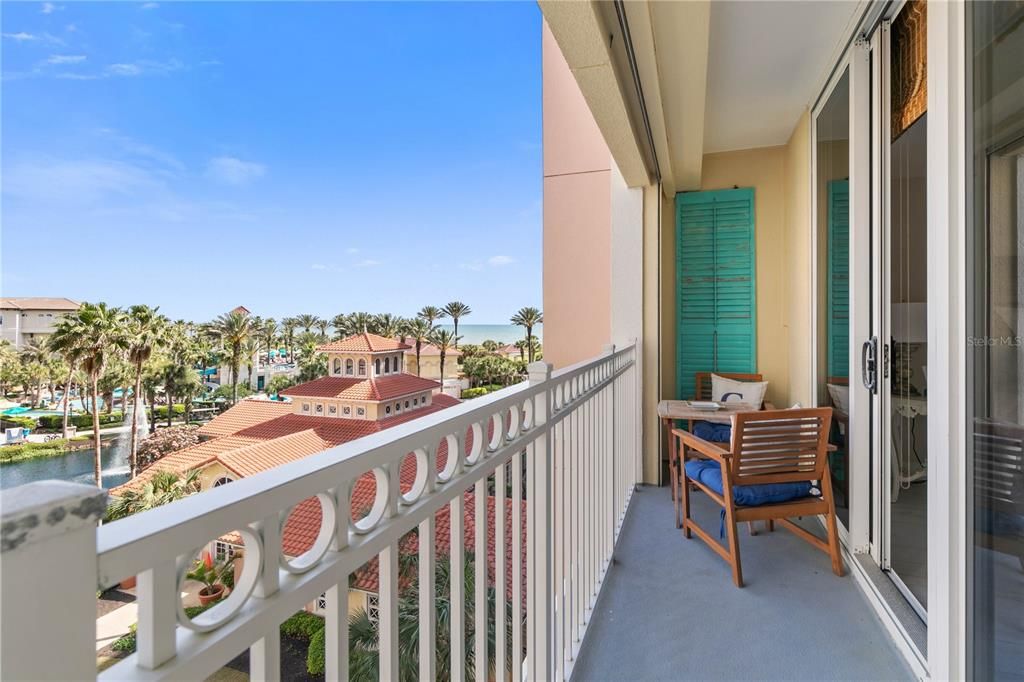 В аренду: $4,500 (3 спален, 3 ванн, 1676 Квадратных фут)