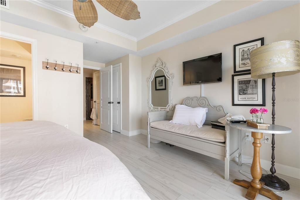 В аренду: $4,500 (3 спален, 3 ванн, 1676 Квадратных фут)