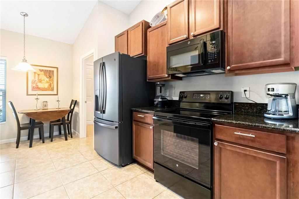 For Sale: $359,000 (3 beds, 2 baths, 1529 Square Feet)