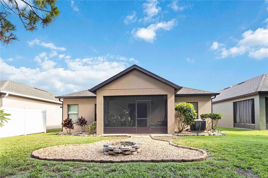 For Sale: $359,000 (3 beds, 2 baths, 1529 Square Feet)