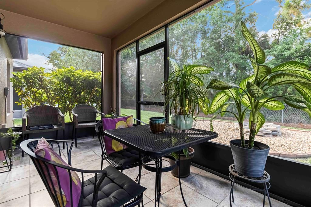 For Sale: $359,000 (3 beds, 2 baths, 1529 Square Feet)