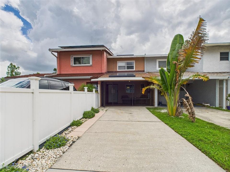 待售: $249,999 (2 贝兹, 2 浴室, 1285 平方英尺)