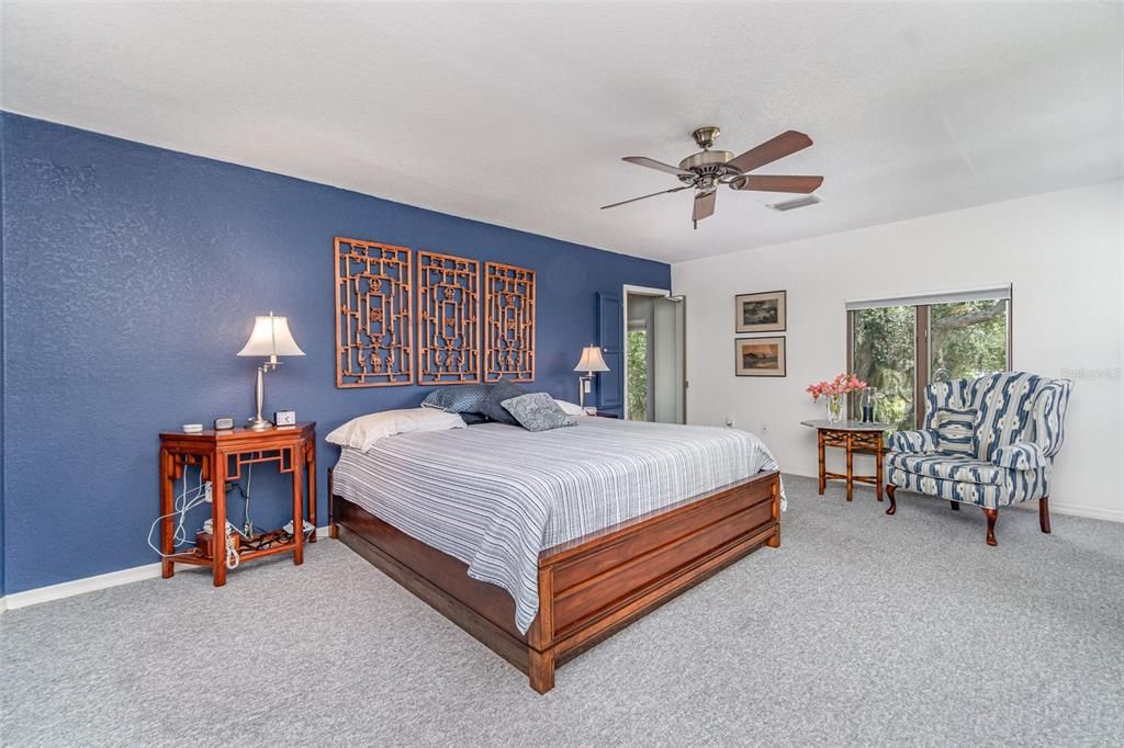 For Sale: $1,200,000 (3 beds, 3 baths, 3133 Square Feet)