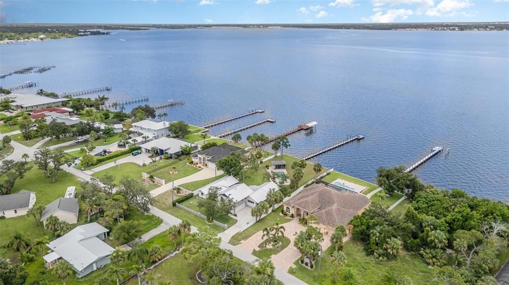 For Sale: $1,200,000 (3 beds, 3 baths, 3133 Square Feet)