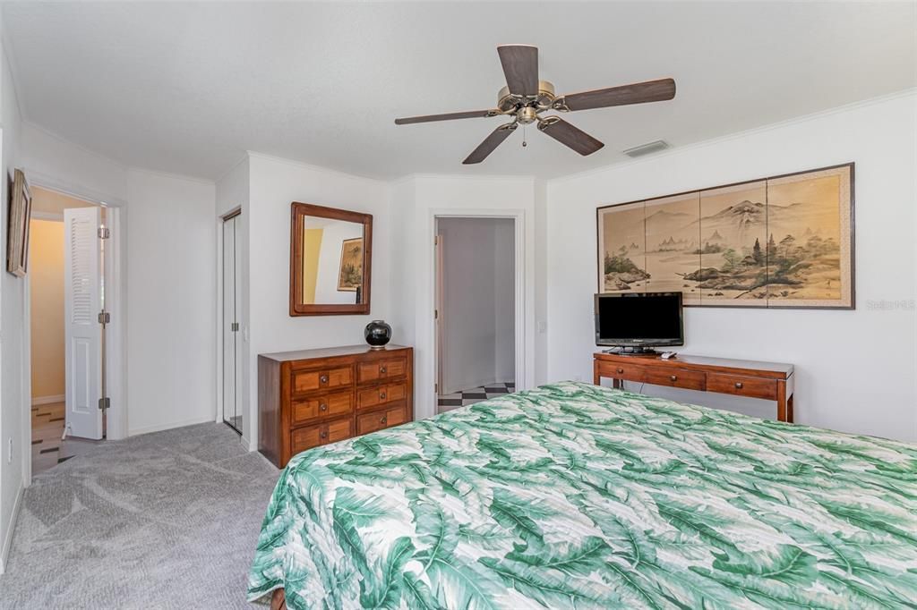 For Sale: $1,200,000 (3 beds, 3 baths, 3133 Square Feet)