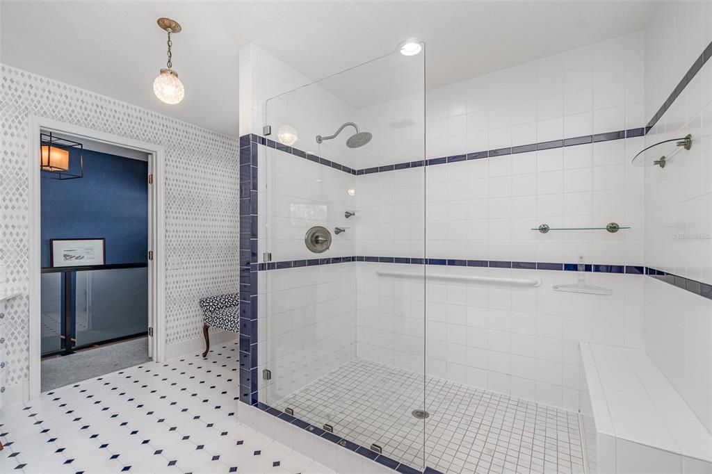 For Sale: $1,200,000 (3 beds, 3 baths, 3133 Square Feet)