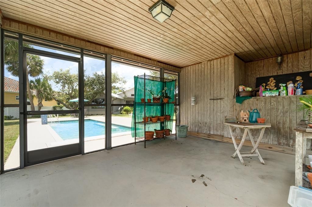 For Sale: $1,200,000 (3 beds, 3 baths, 3133 Square Feet)