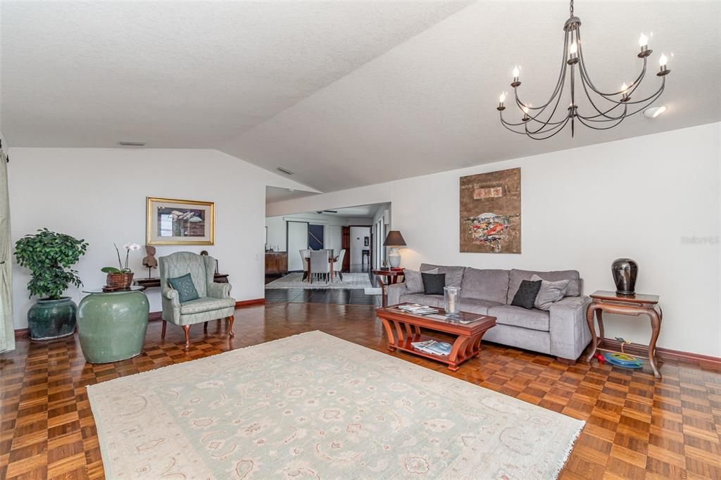 For Sale: $1,200,000 (3 beds, 3 baths, 3133 Square Feet)