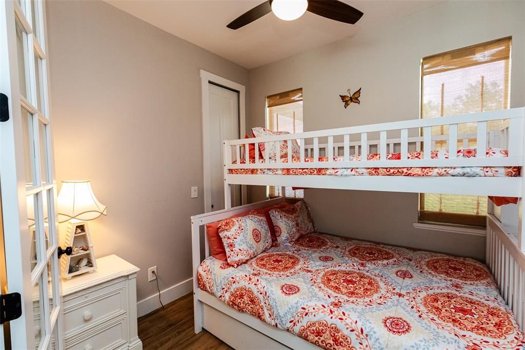 For Sale: $570,000 (4 beds, 3 baths, 1831 Square Feet)