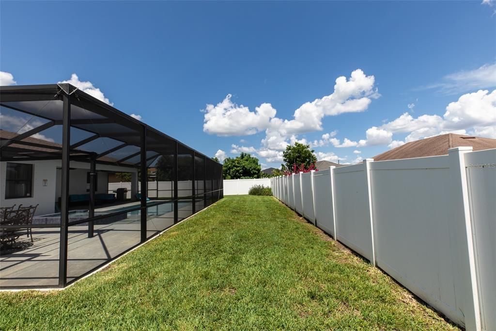 For Sale: $570,000 (4 beds, 3 baths, 1831 Square Feet)
