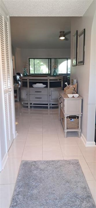 待售: $182,000 (2 贝兹, 2 浴室, 1280 平方英尺)