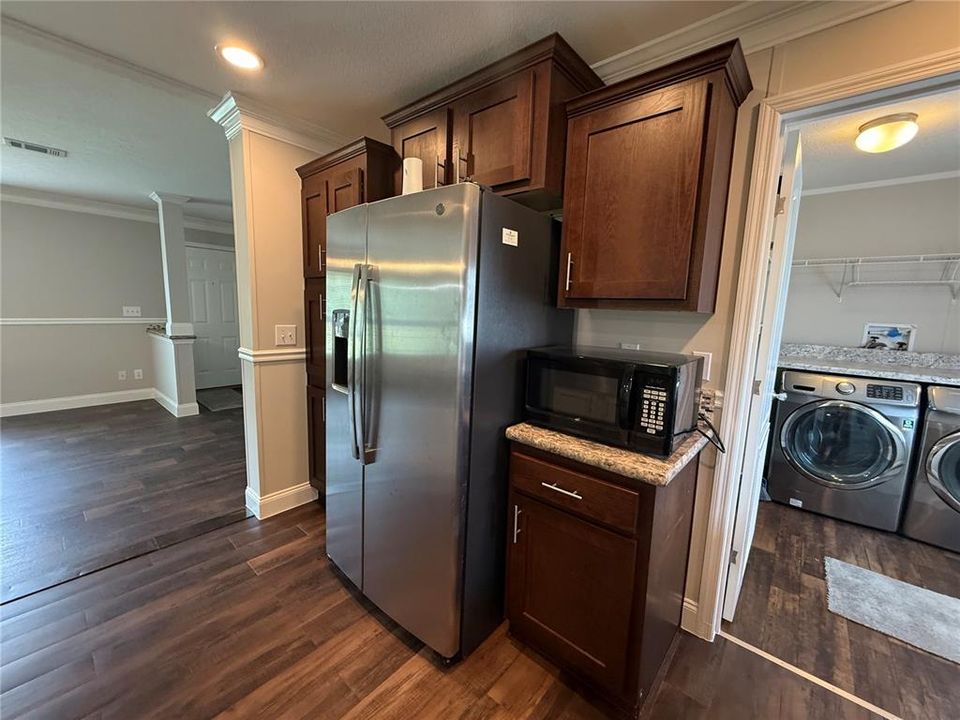 Active With Contract: $439,500 (3 beds, 2 baths, 1512 Square Feet)