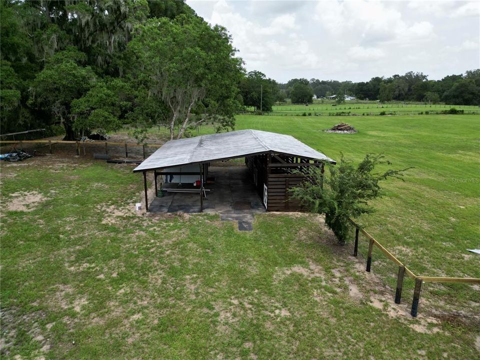 Active With Contract: $439,500 (3 beds, 2 baths, 1512 Square Feet)