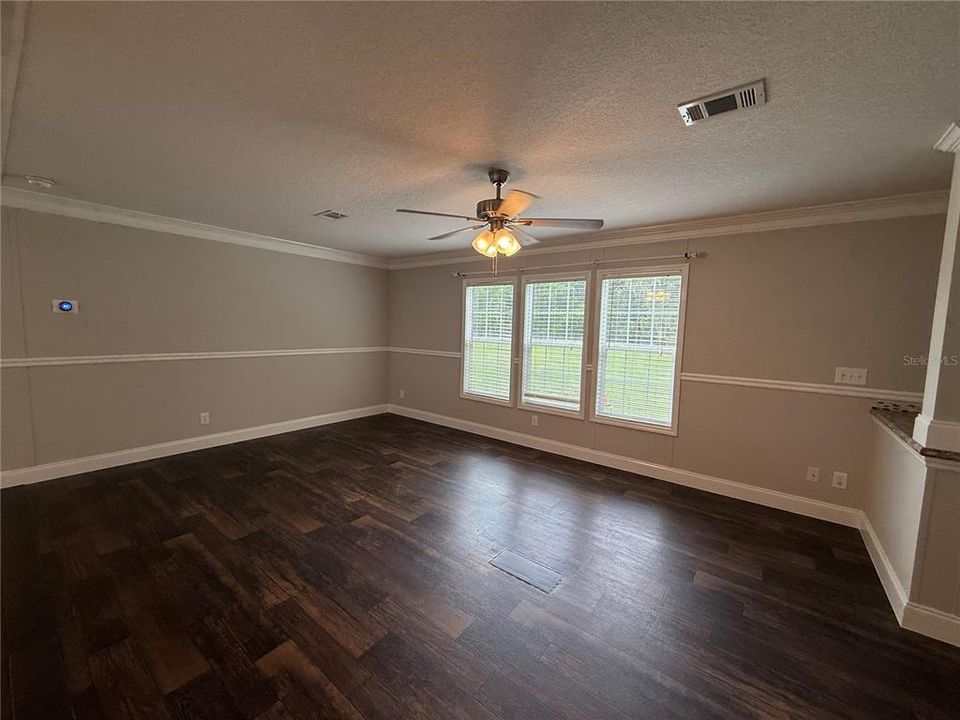 Active With Contract: $439,500 (3 beds, 2 baths, 1512 Square Feet)