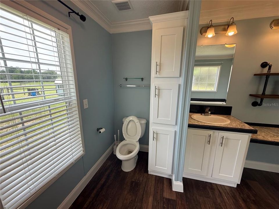 Active With Contract: $439,500 (3 beds, 2 baths, 1512 Square Feet)