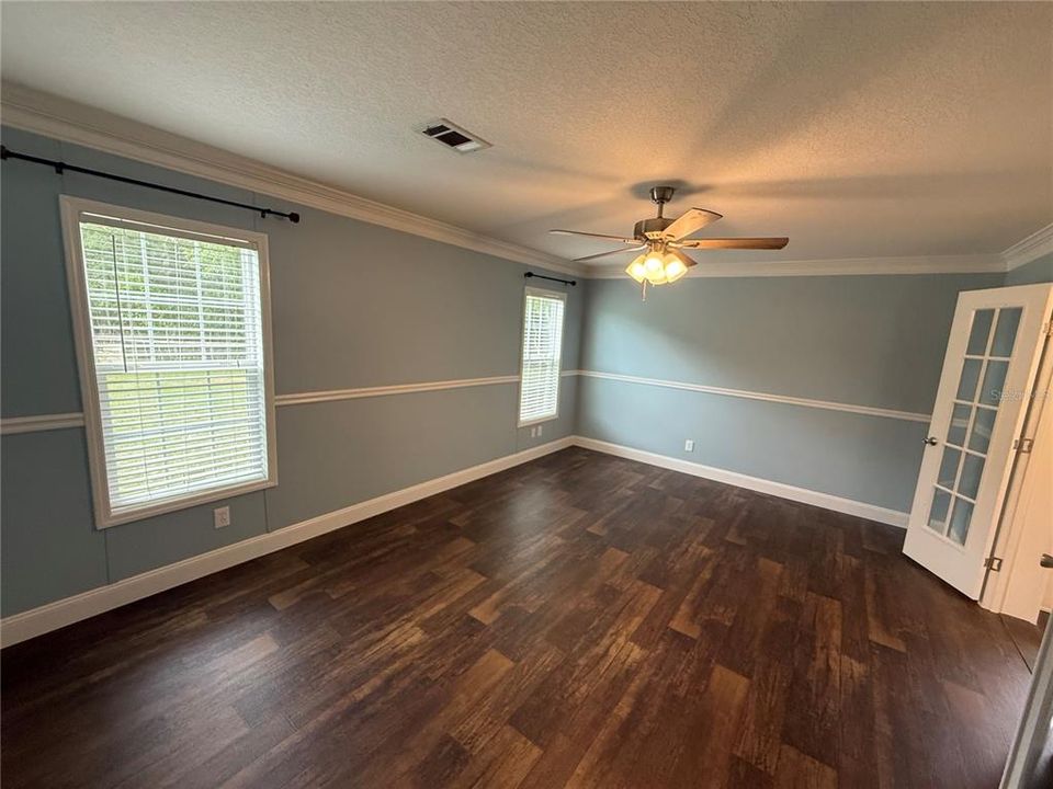 Active With Contract: $439,500 (3 beds, 2 baths, 1512 Square Feet)