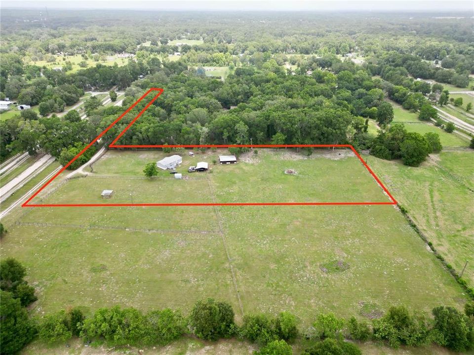 Active With Contract: $439,500 (3 beds, 2 baths, 1512 Square Feet)