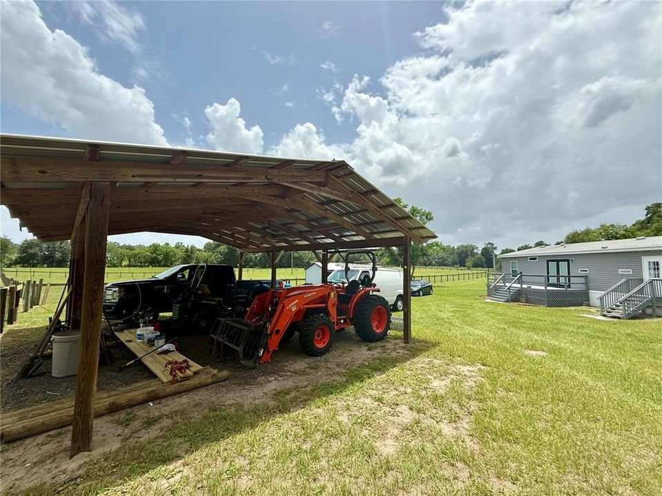 Active With Contract: $439,500 (3 beds, 2 baths, 1512 Square Feet)
