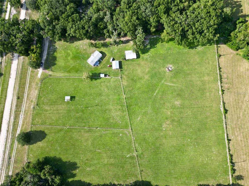 Active With Contract: $439,500 (3 beds, 2 baths, 1512 Square Feet)