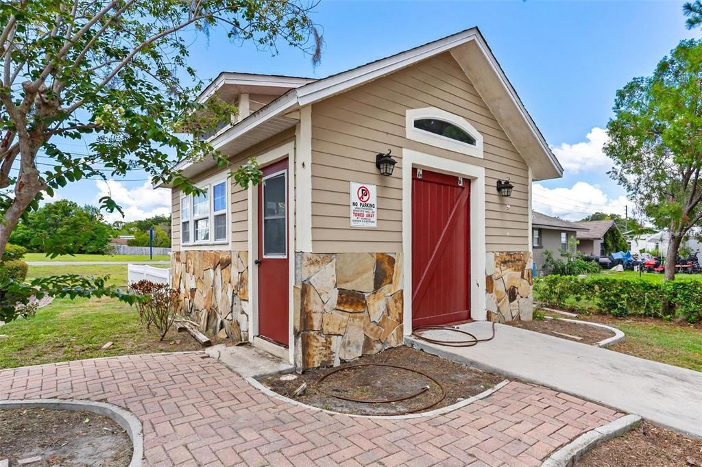 На продажу: $449,900 (0 спален, 0 ванн, 2440 Квадратных фут)