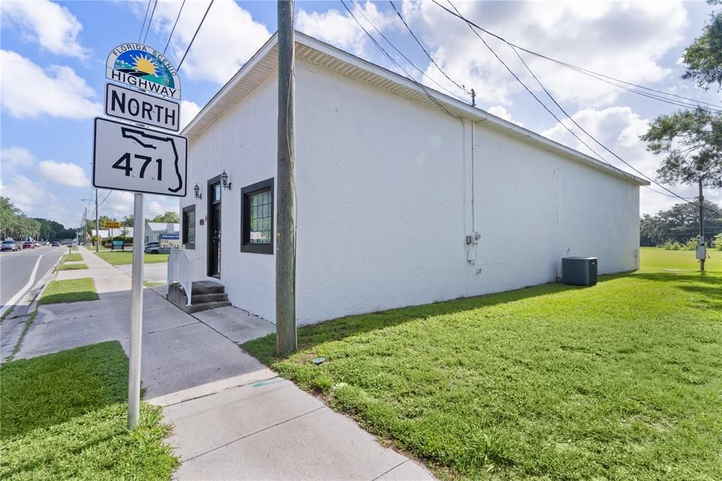 For Sale: $980,000 (0 beds, 0 baths, 1051 Square Feet)