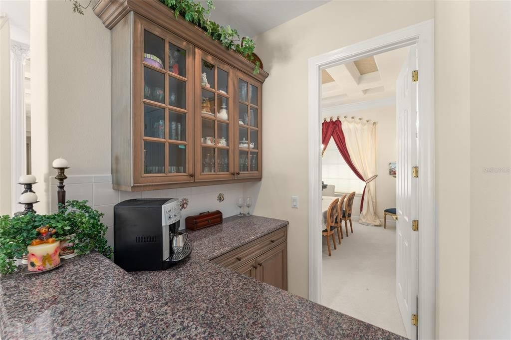 For Sale: $3,200,000 (8 beds, 7 baths, 7123 Square Feet)