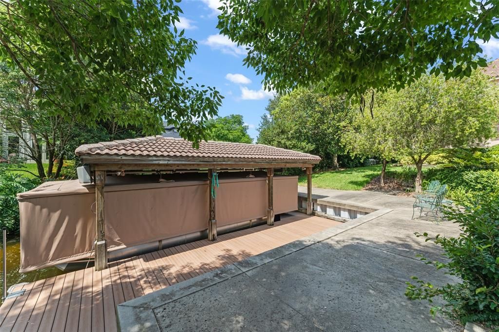 For Sale: $3,200,000 (8 beds, 7 baths, 7123 Square Feet)