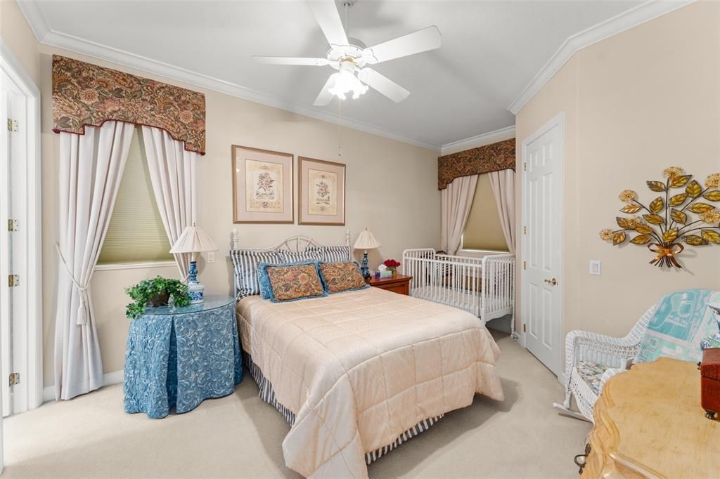 For Sale: $3,200,000 (8 beds, 7 baths, 7123 Square Feet)