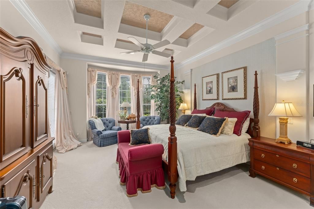 For Sale: $3,200,000 (8 beds, 7 baths, 7123 Square Feet)