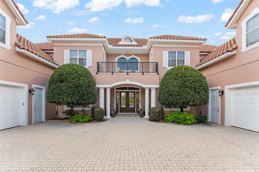 For Sale: $3,200,000 (8 beds, 7 baths, 7123 Square Feet)