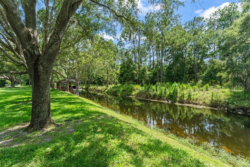 For Sale: $3,200,000 (8 beds, 7 baths, 7123 Square Feet)