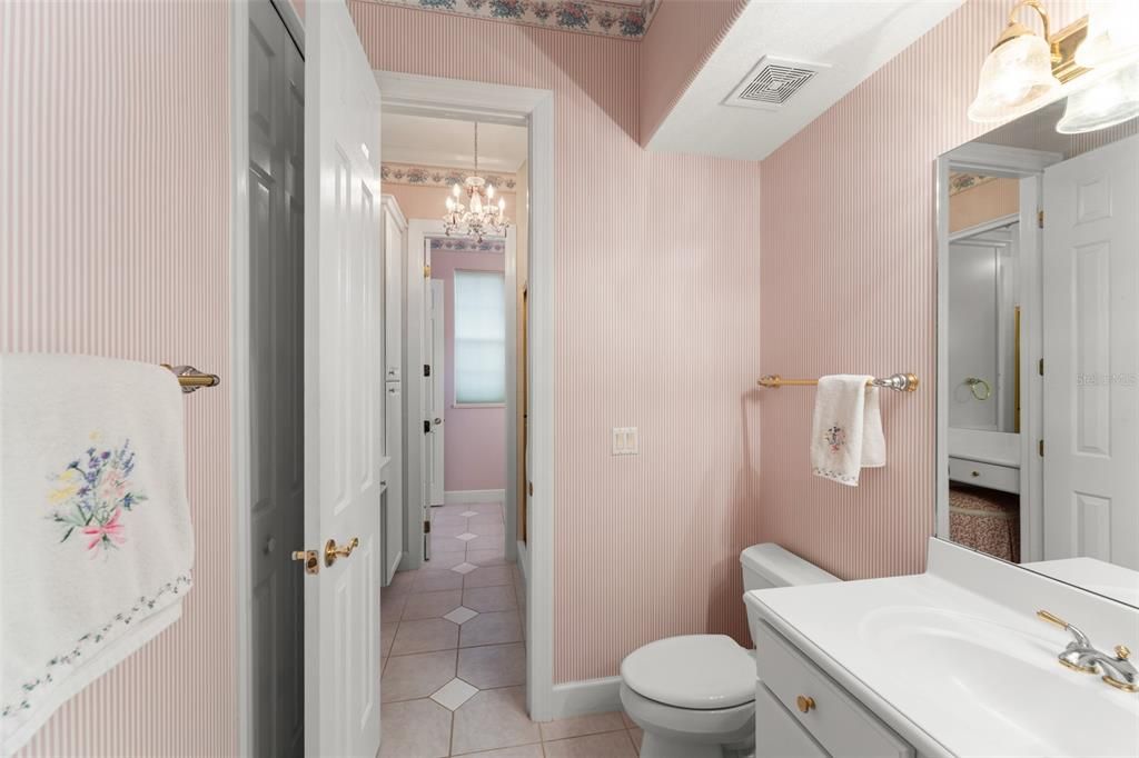 For Sale: $3,200,000 (8 beds, 7 baths, 7123 Square Feet)