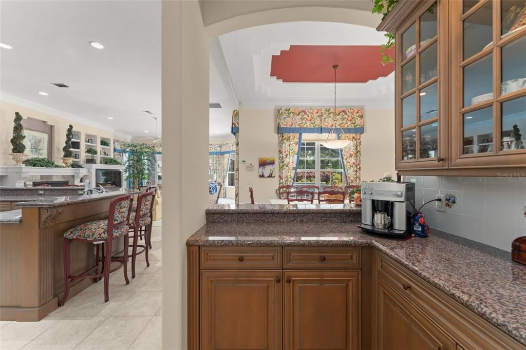 For Sale: $3,200,000 (8 beds, 7 baths, 7123 Square Feet)