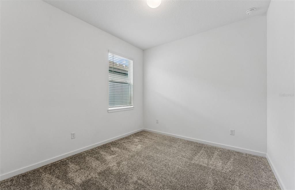 Activo con contrato: $375,460 (3 camas, 3 baños, 2262 Pies cuadrados)