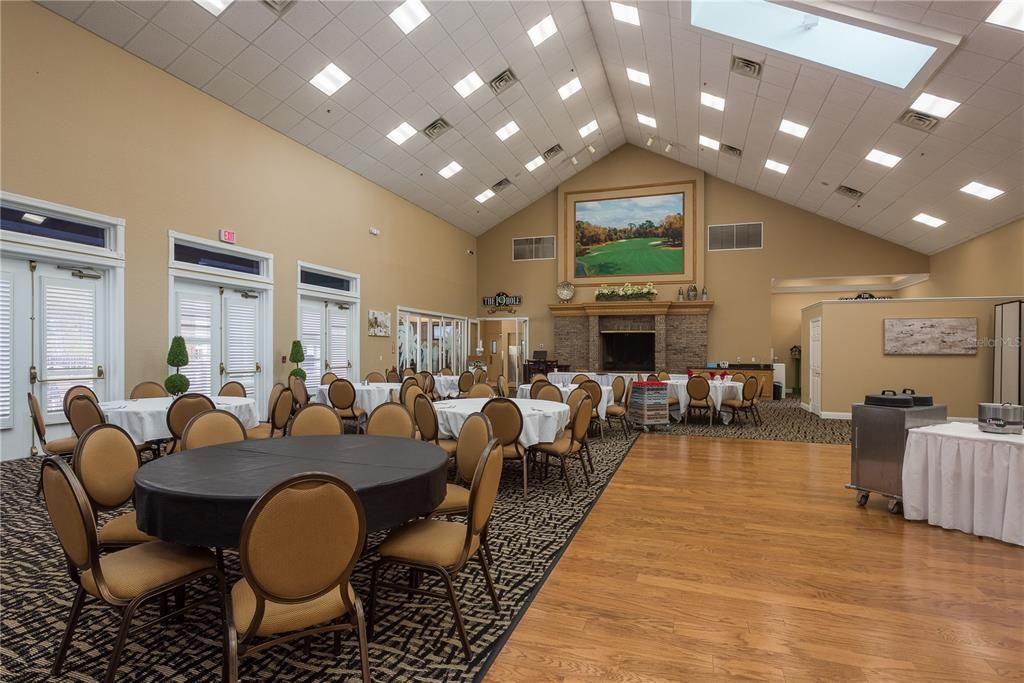 Под контрактом: $375,000 (2 спален, 2 ванн, 1642 Квадратных фут)