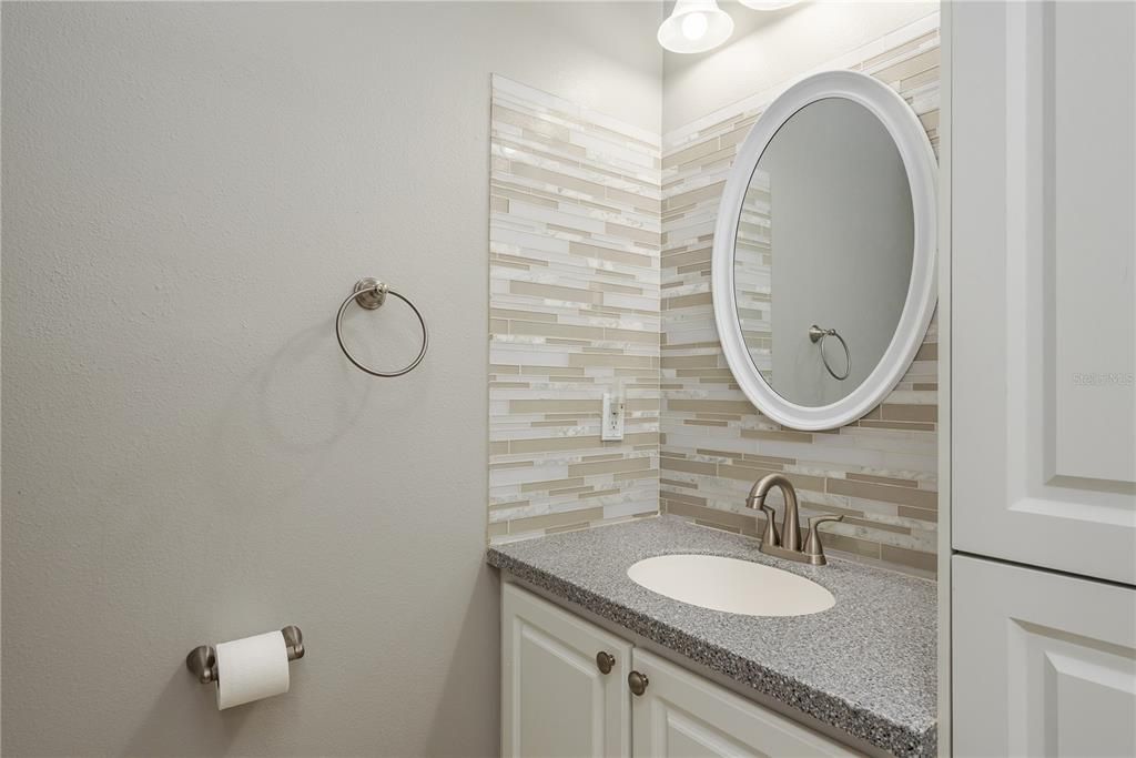 Под контрактом: $375,000 (2 спален, 2 ванн, 1642 Квадратных фут)