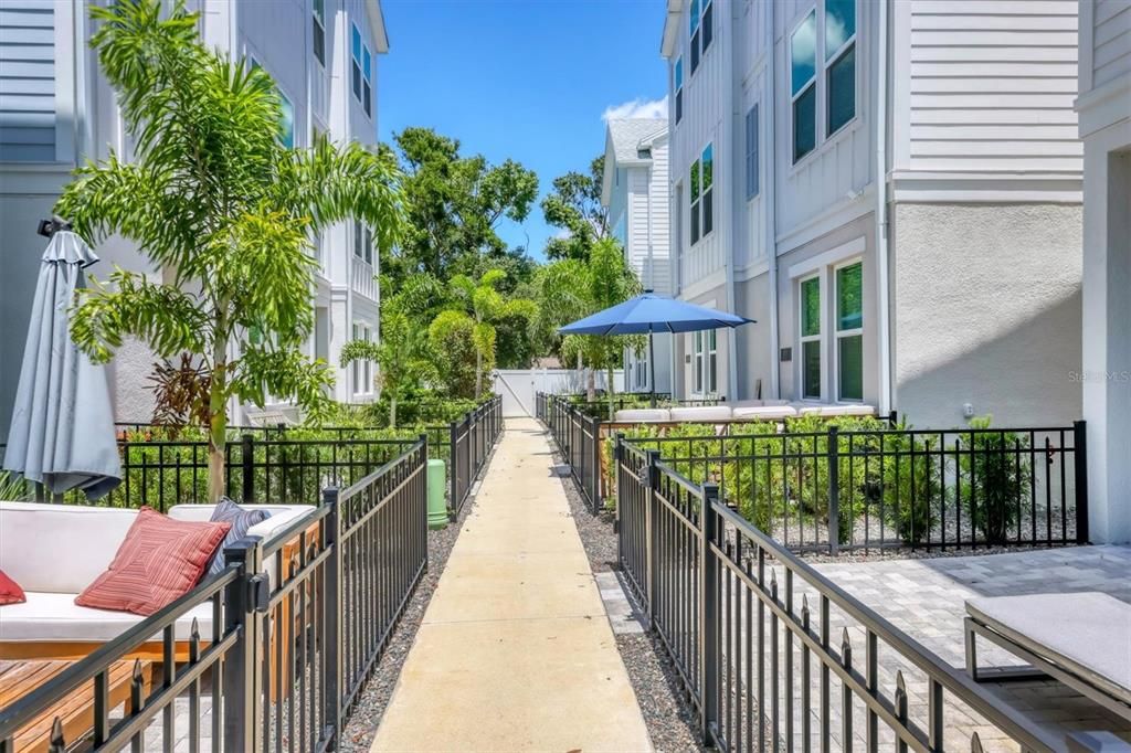 Active With Contract: $3,750 (3 beds, 3 baths, 2066 Square Feet)